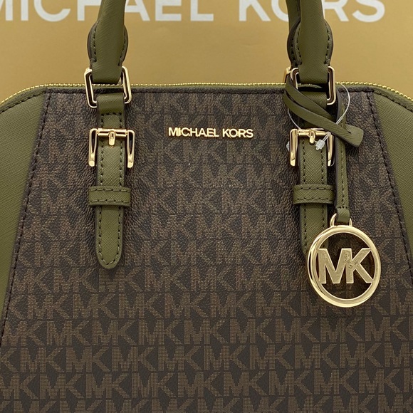 MICHAEL KORS CIARA MD MESSENGER DUFFLE Multi - Picture 6 of 16
